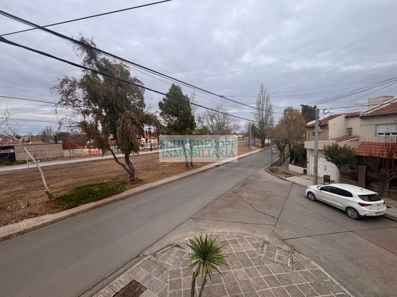 VENTA CASA BARRIO CANAL V