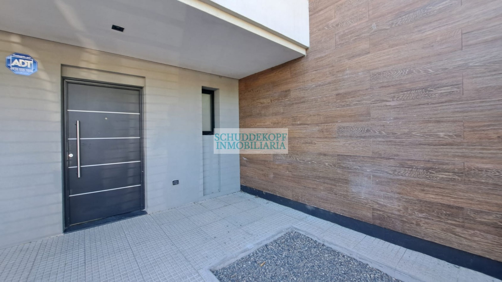 DUPLEX 3 DORMITORIOS 