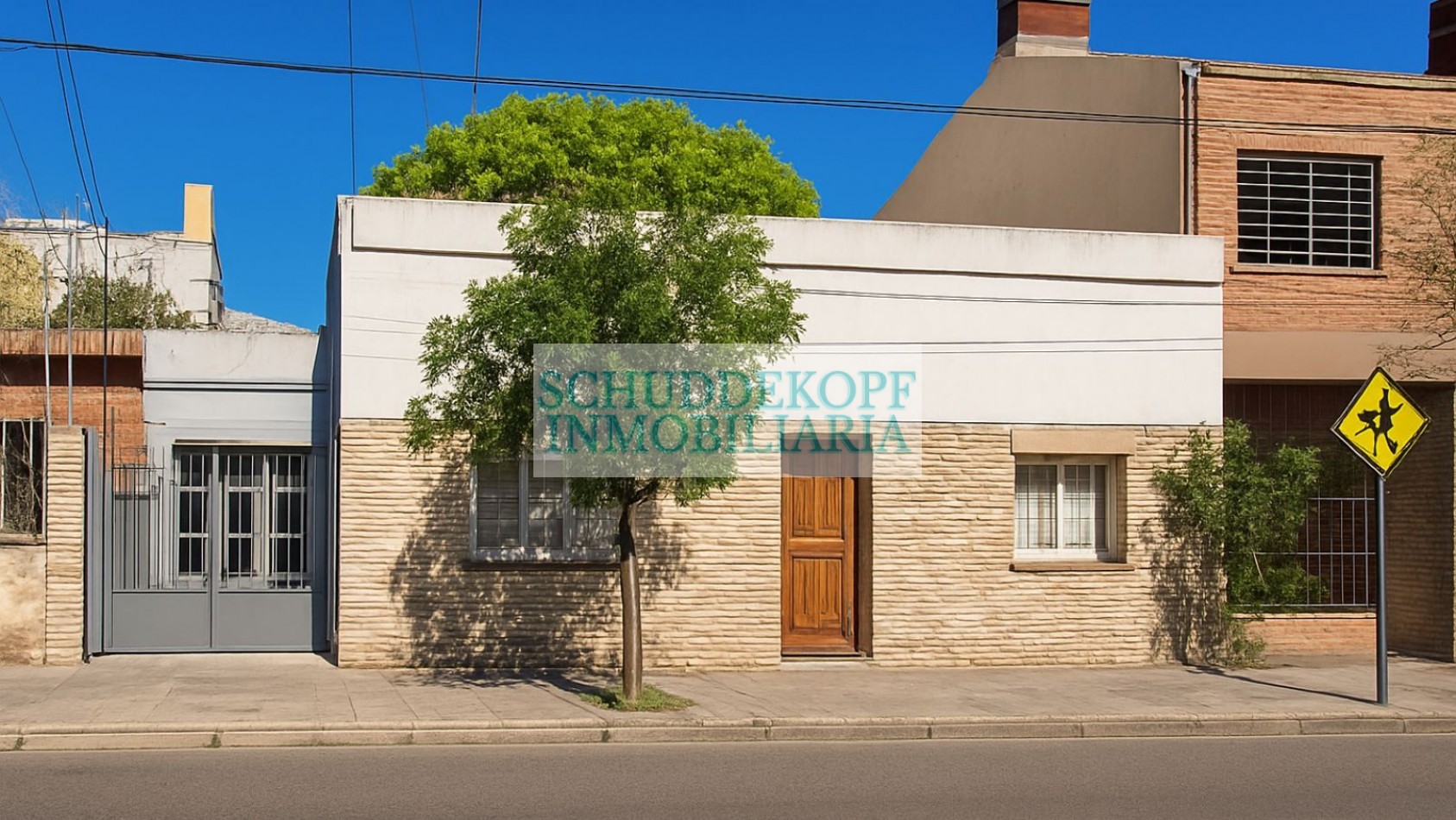 LOTE 11X40 + 3 VIVIENDAS + APTO DESARROLLO INMOBILIARIO